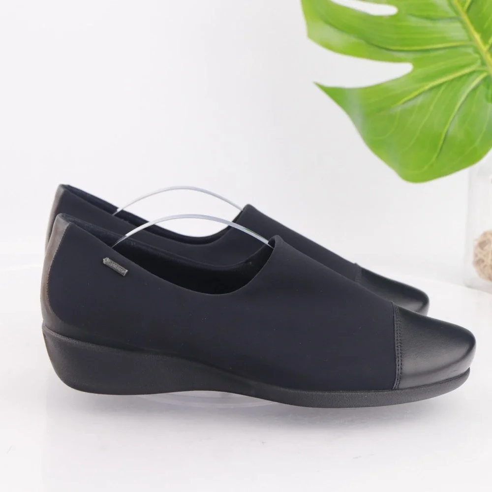 Ecco Womens Rise GTX Loafers Size 39 8 Waterproof Black Low Wedge GoreTex Shoes